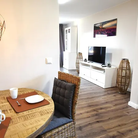 Haakestrasse 8 Appartement *